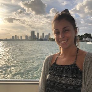 Meet your Posher, Savanah